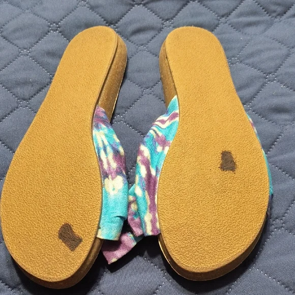 Blowfish Purple and Blue Tie Dyed Slide Sandals with Bow, New Without Tags - Picture 2 of 3